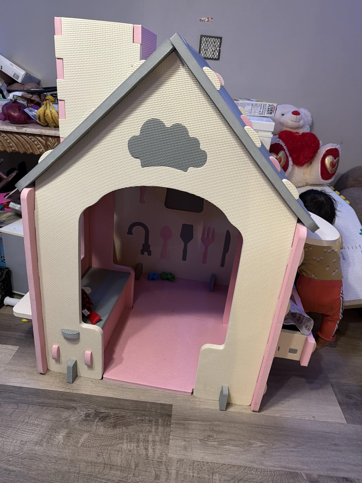 Kids Outdoor Cedar Playhouse, Weather-Resistant Gray Wooden Play House for Ages 3–8 with Play Kitchen, Working Doorbell, Toy Phone & Flowerpots — Durable Backyard Gift for Creative & Social Play customer photo 1