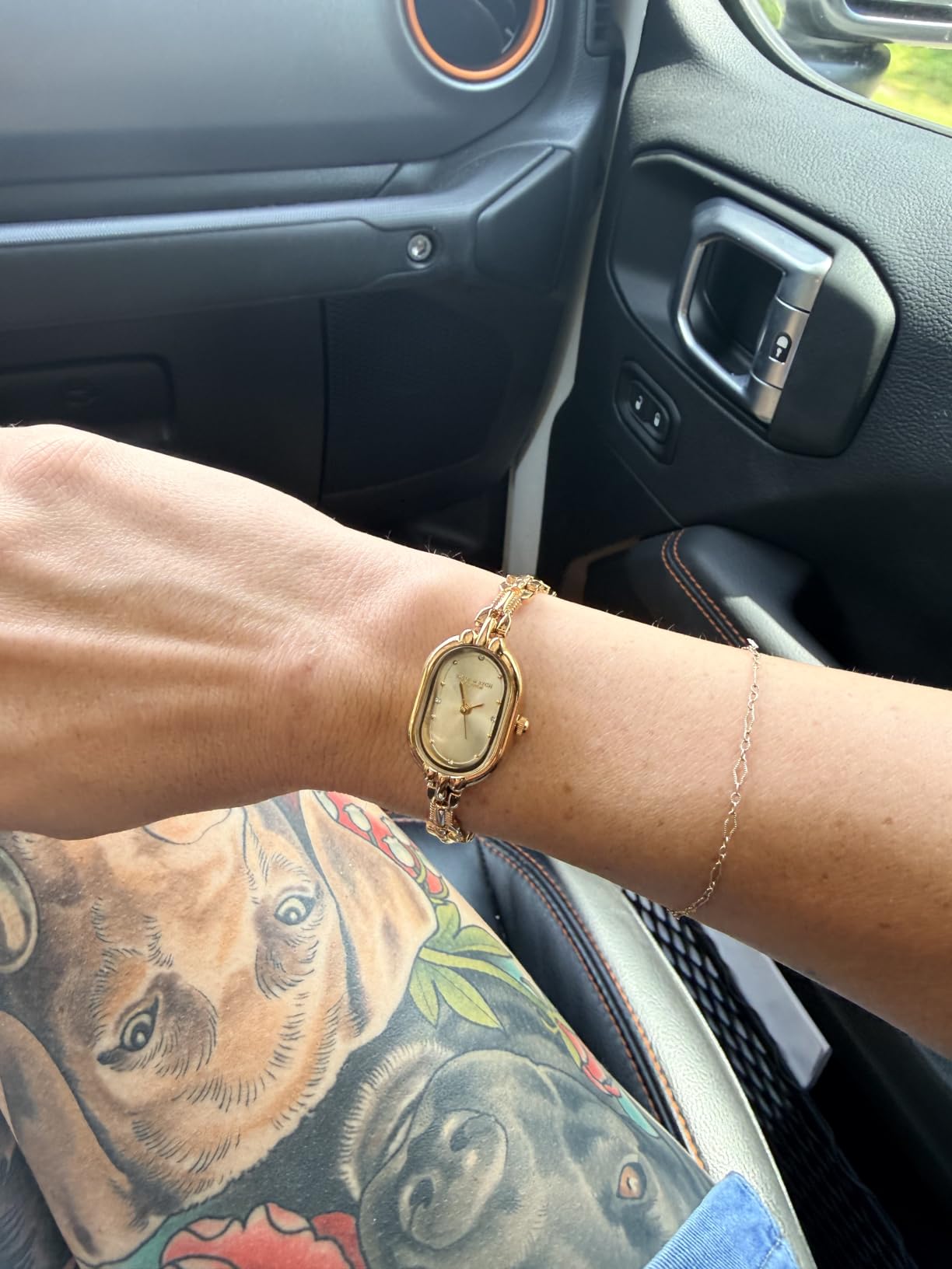CARLIEN Women Vintage Petite Bracelet Gold Dainty Watch Small Oval Analog Quartz Watch Luxury Waterproof Ladies Diamonds Wristwatch customer photo 1