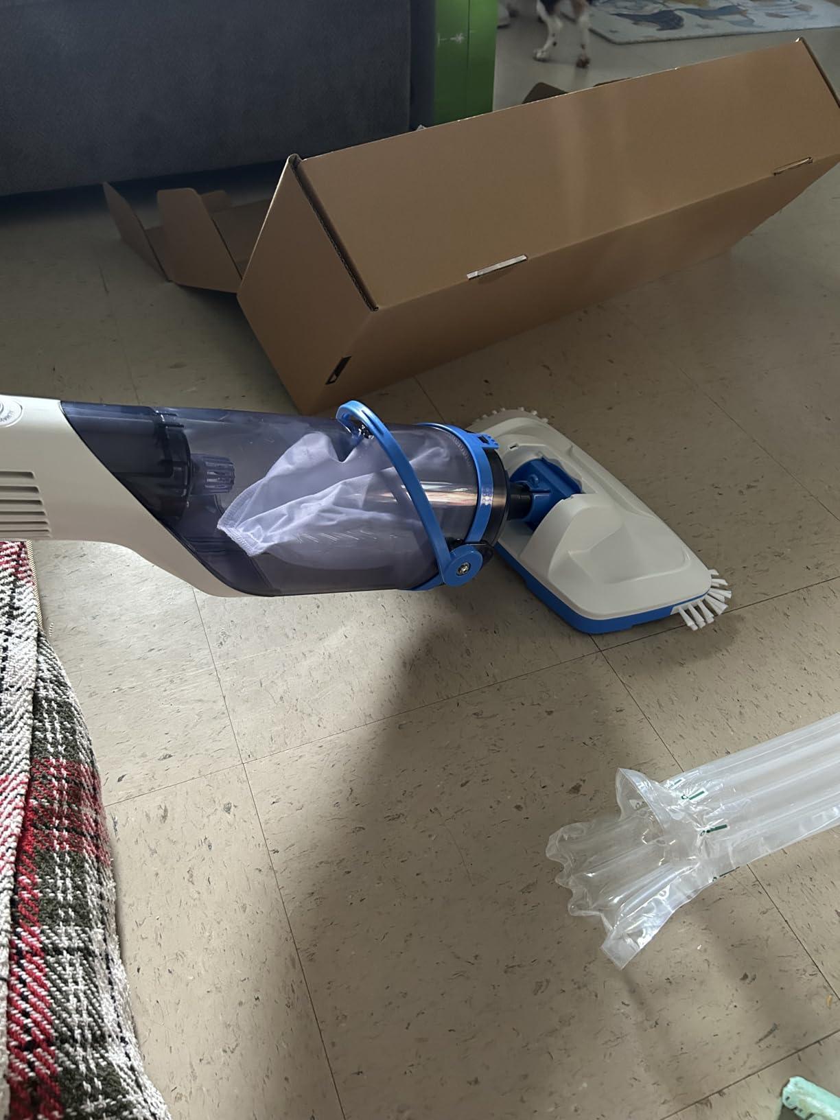 Consciot Pool Vacuum for Above Ground Pool & Inground Pool, Rechargeable Handheld Cleaner with Telescopic Pole,18.5 GPM Suction, 13.4