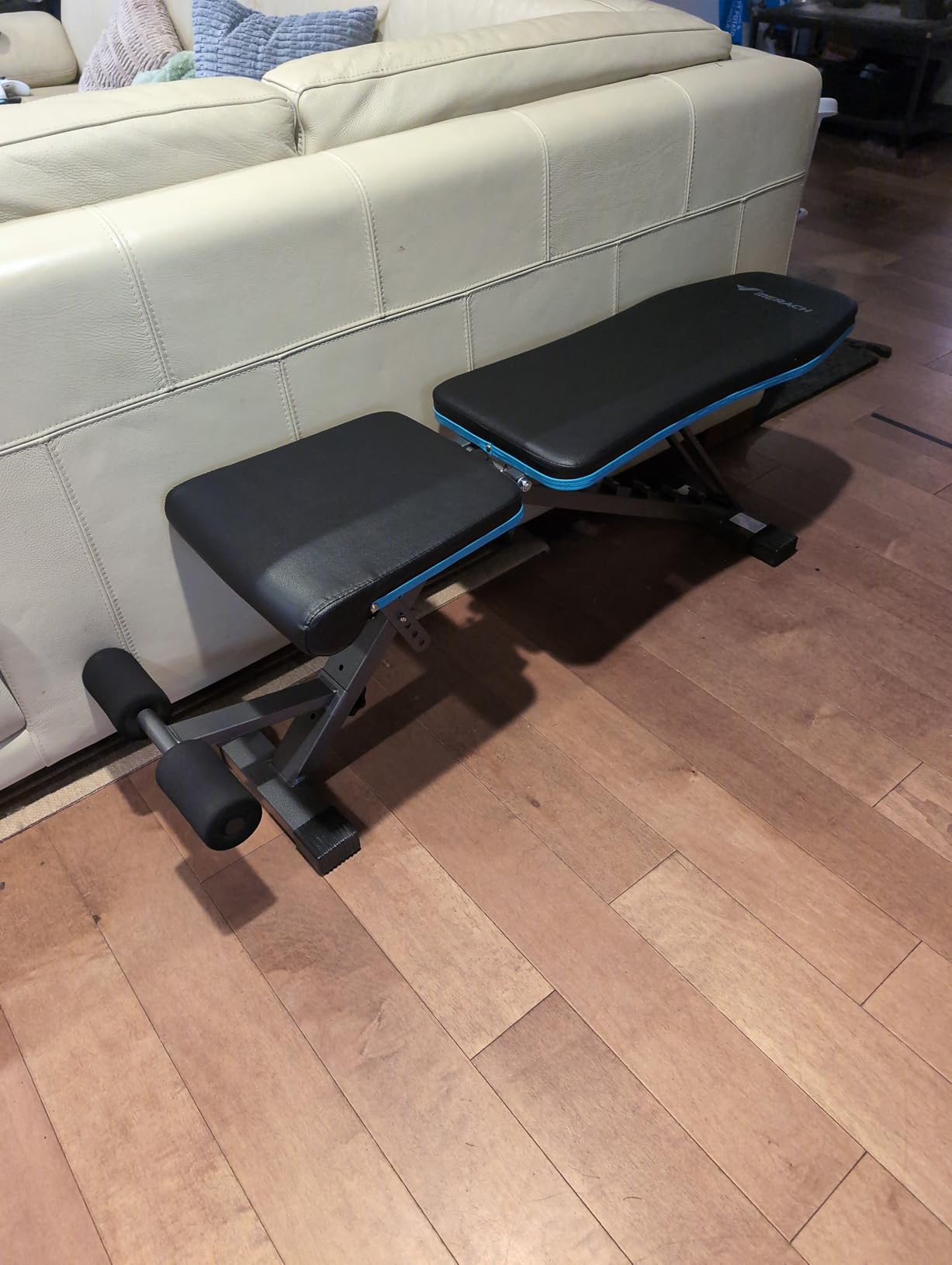MERACH Weight Bench, Foldable Weight Benches for Home Gym with 990 LBS, Adjustable Weight Bench with 72 Training Angles, Incline Bench Press for Full Body customer photo 2