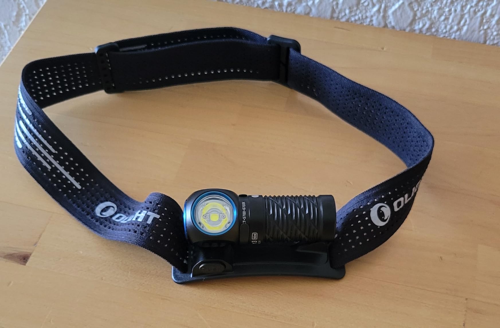 OLIGHT Perun 3 Mini Rechargeable Headlamp, Waterproof, 1250 Lumens, Black customer photo 2