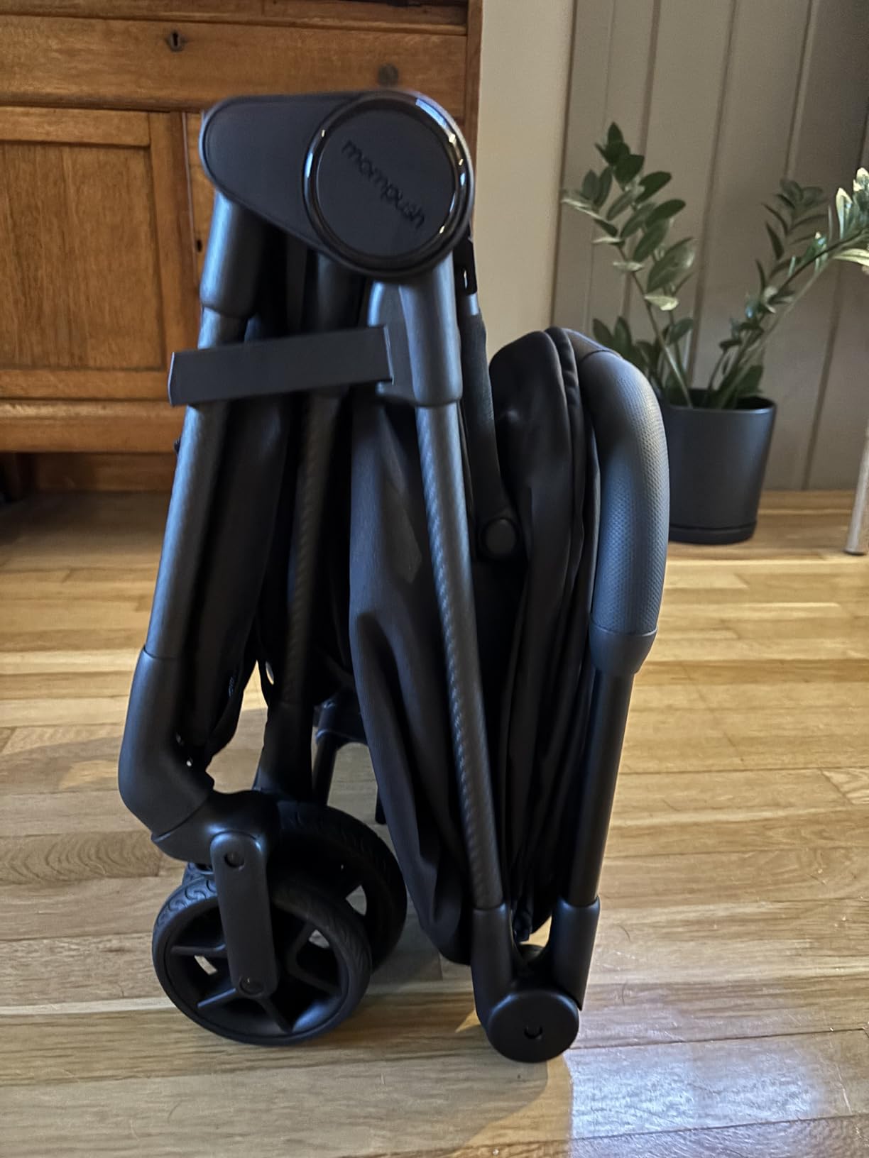 Mompush Nexis Carbon Fiber Lightweight Travel Stroller, Carry-On, Black customer photo 2