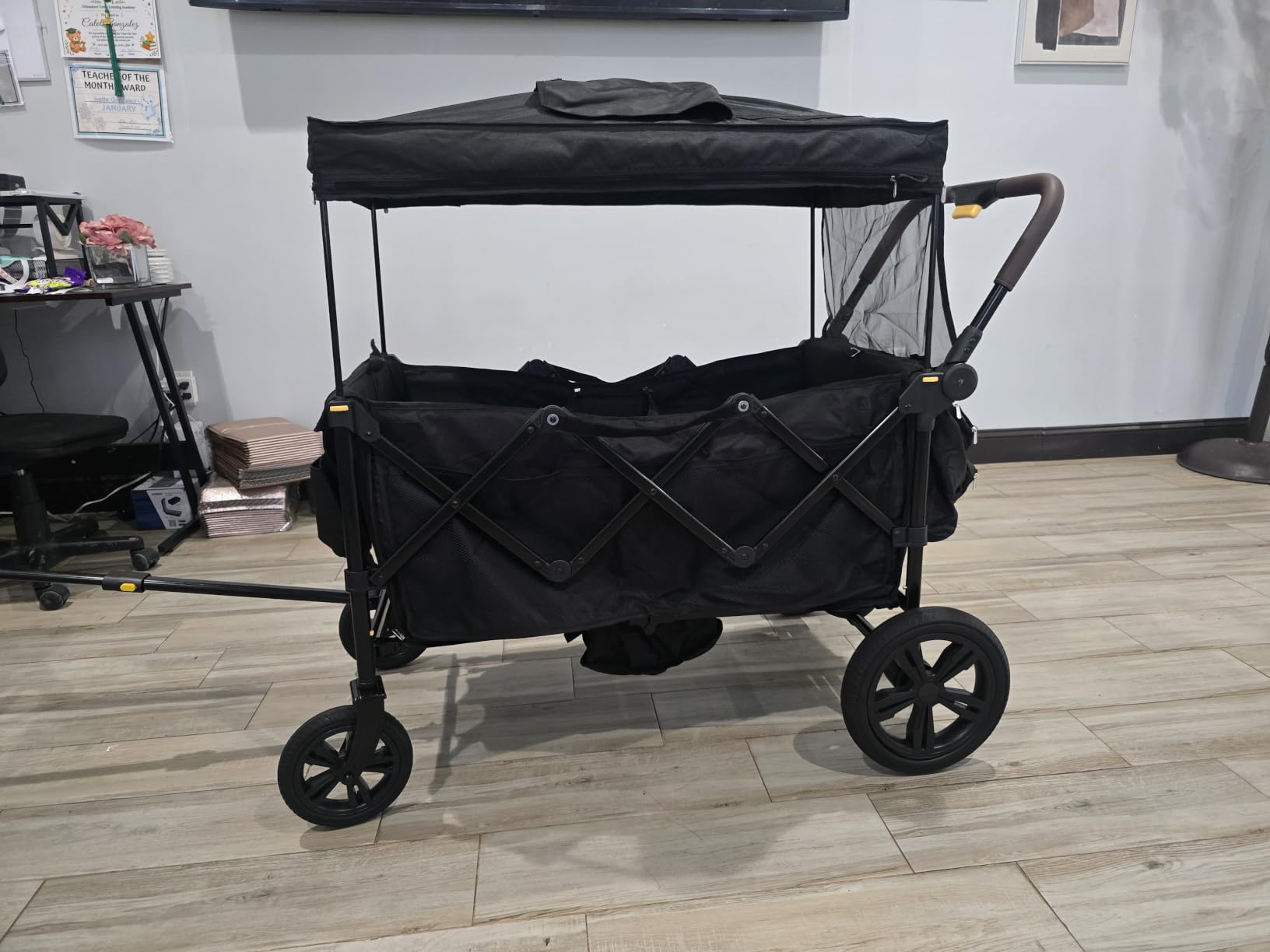 Stroller Wagon for Kids, One-Hand Adjustable Push/Pull Handle customer photo 2