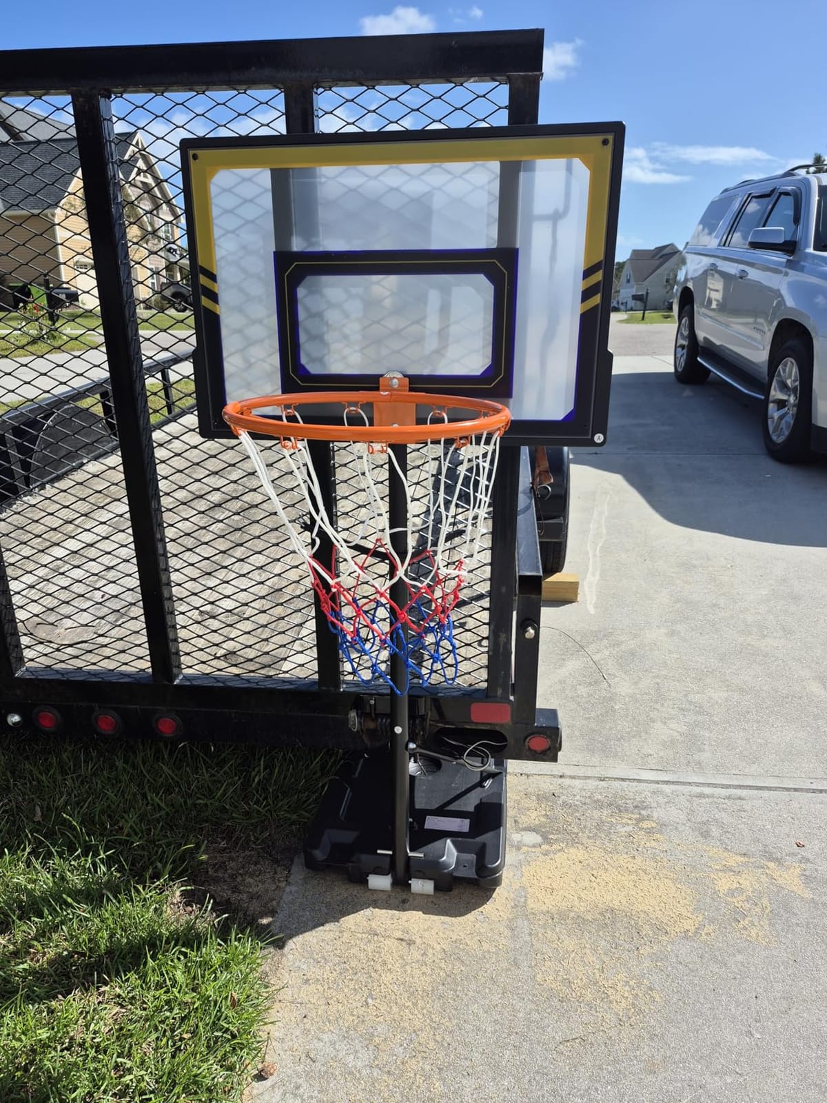 TONBUX Kids Basketball Hoop Outdoor, 3.5-7ft Stepless Adjustable Height, Portable Basketball Hoop for Kids in Backyard, Driveway and Indoor, Shatterproof PC Backboard customer photo 1