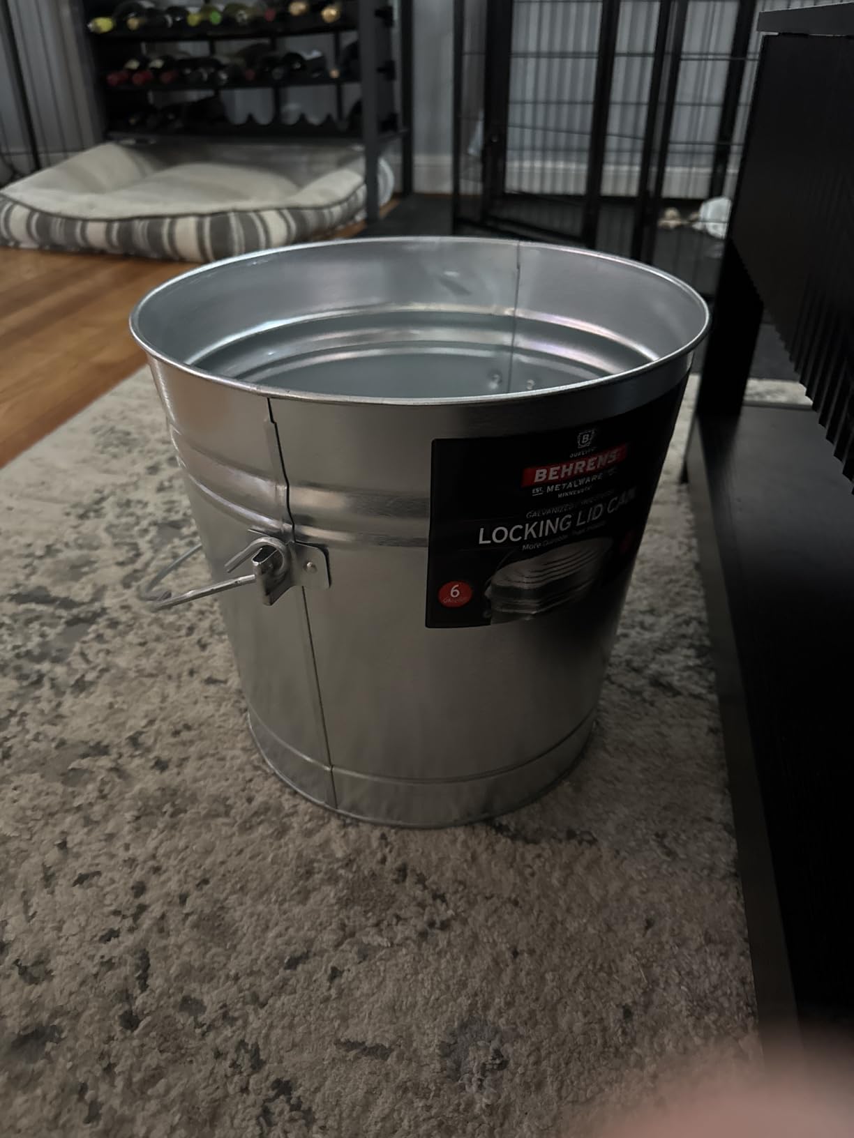 6-Gallon Galvanized Steel Storage Can with Lid, Heavy-Duty Metal Trash Can for Outdoor, Indoor Use, Pet Food Container, Bird Seed Storage, Ash Bucket, Rodent Proof, Ideal for Garage, Garden, Patio customer photo 2