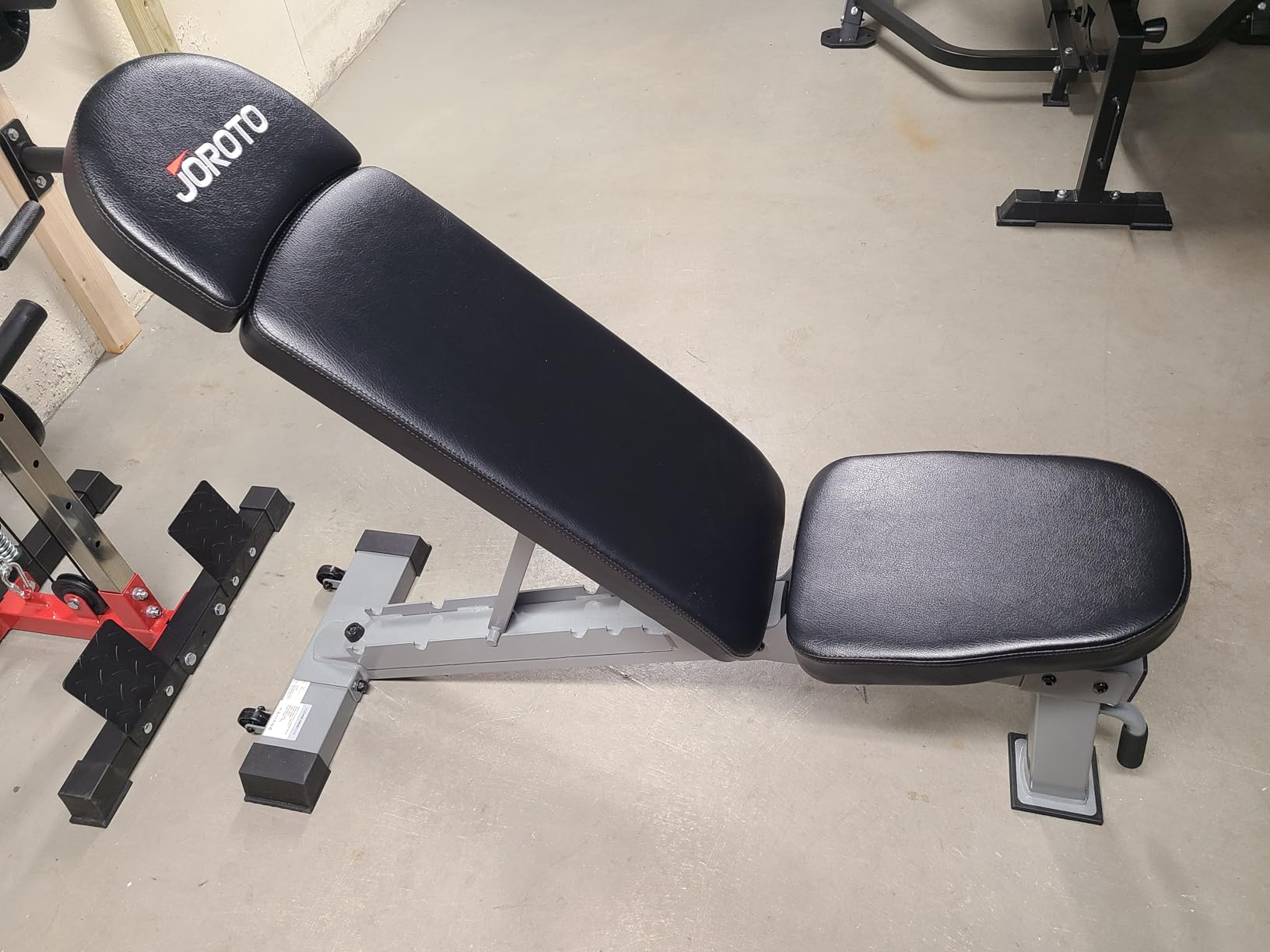 JOROTO FID Adjustable Weight Bench 1300LBS Capacity for Home Gym customer photo 2