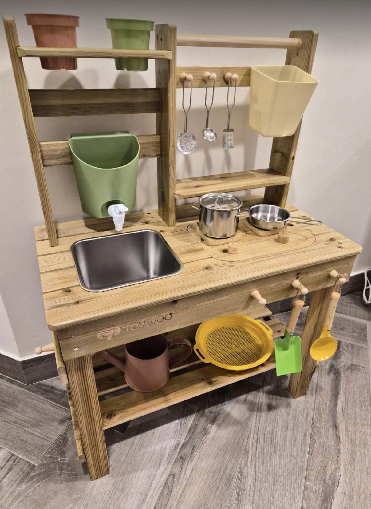 Toywoo Waterproof Mud Kitchen for Kids Outdoor, Wooden Play Kitchen with Working Faucet & 2 Stainless Steel Sinks, Pretend Cooking & Gardening Toy, Perfect Outdoor Gift for Boys Girls Ages 3+ customer photo 1